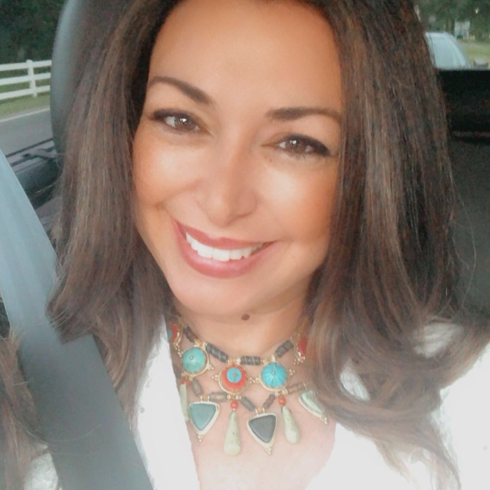 Meet your Posher, Dalia